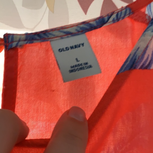 Old navy tank top (final price) - Picture 2 of 3